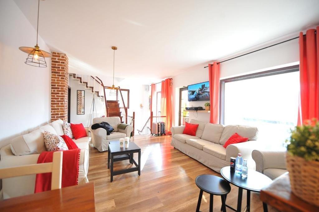 Vila Gigi, Ideala Pentru Relaxare Si Distractie! Breaza  Exterior photo