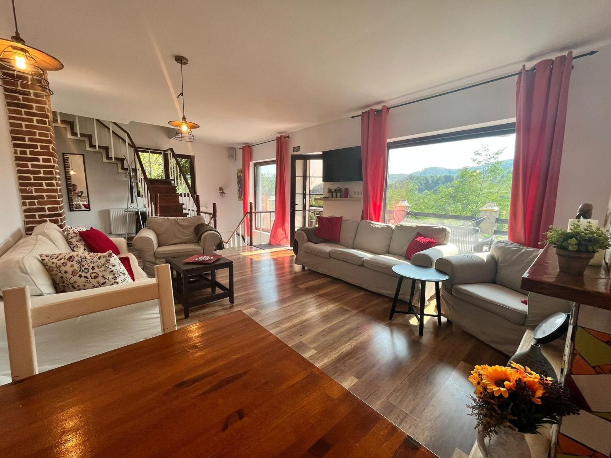Vila Gigi, Ideala Pentru Relaxare Si Distractie! Breaza  Exterior photo