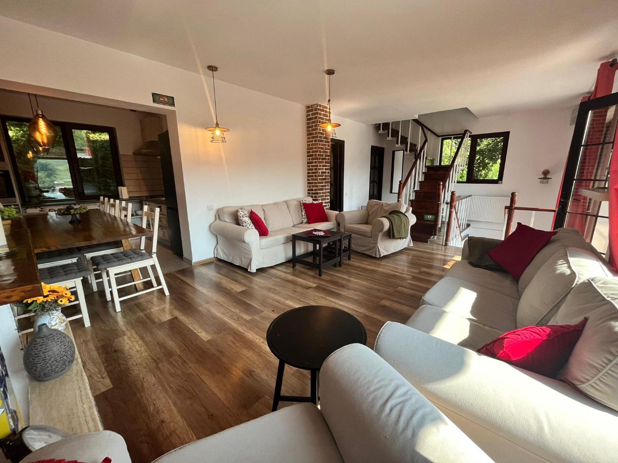 Vila Gigi, Ideala Pentru Relaxare Si Distractie! Breaza  Exterior photo
